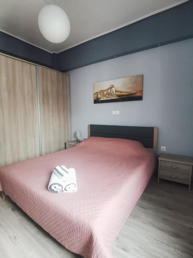Apartment Efrosini's By The Sea *