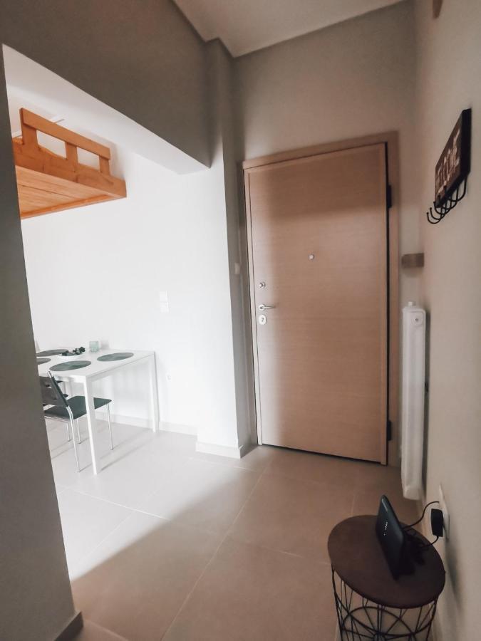 Efrosini's By The Sea Apartment